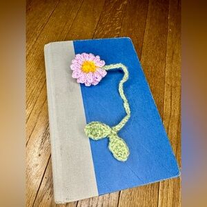 💜 Handmade Crochet Flower Bookmark 💚